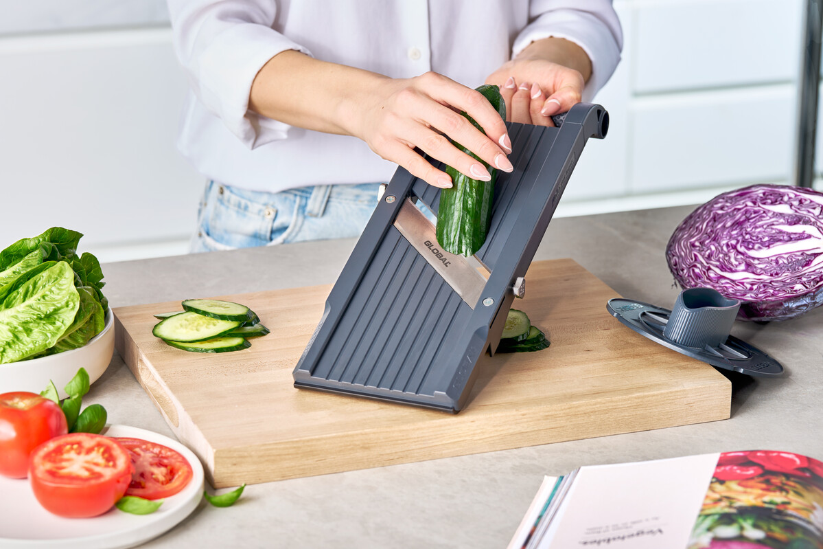 GLOBAL Mandoline GSL-95/BC – Premium Gemüsehobel 95 mm